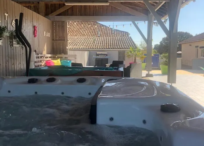 Piscine, Jacuzzi 2p Monflanquin Feriehus *