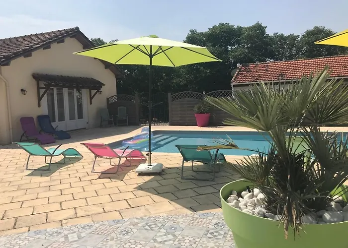 Piscine, Jacuzzi 2p Monflanquin Feriehus Savignac-sur-Leyze