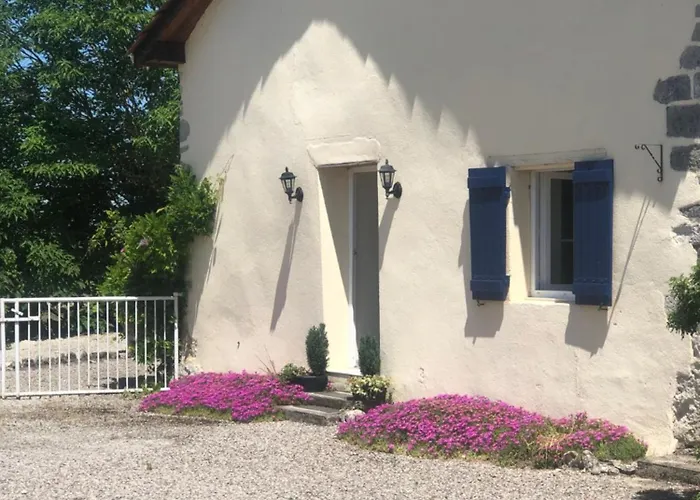 Feriehus Piscine, Jacuzzi 2p Monflanquin Savignac-sur-Leyze