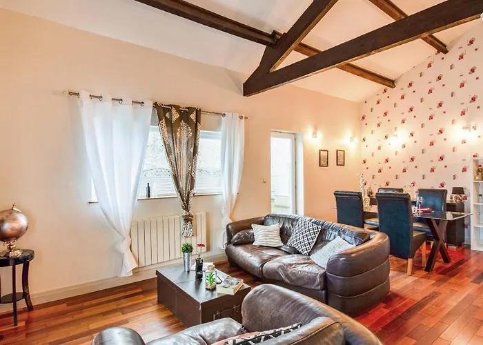 Piscine, Jacuzzi 2p Monflanquin Feriehus Savignac-sur-Leyze